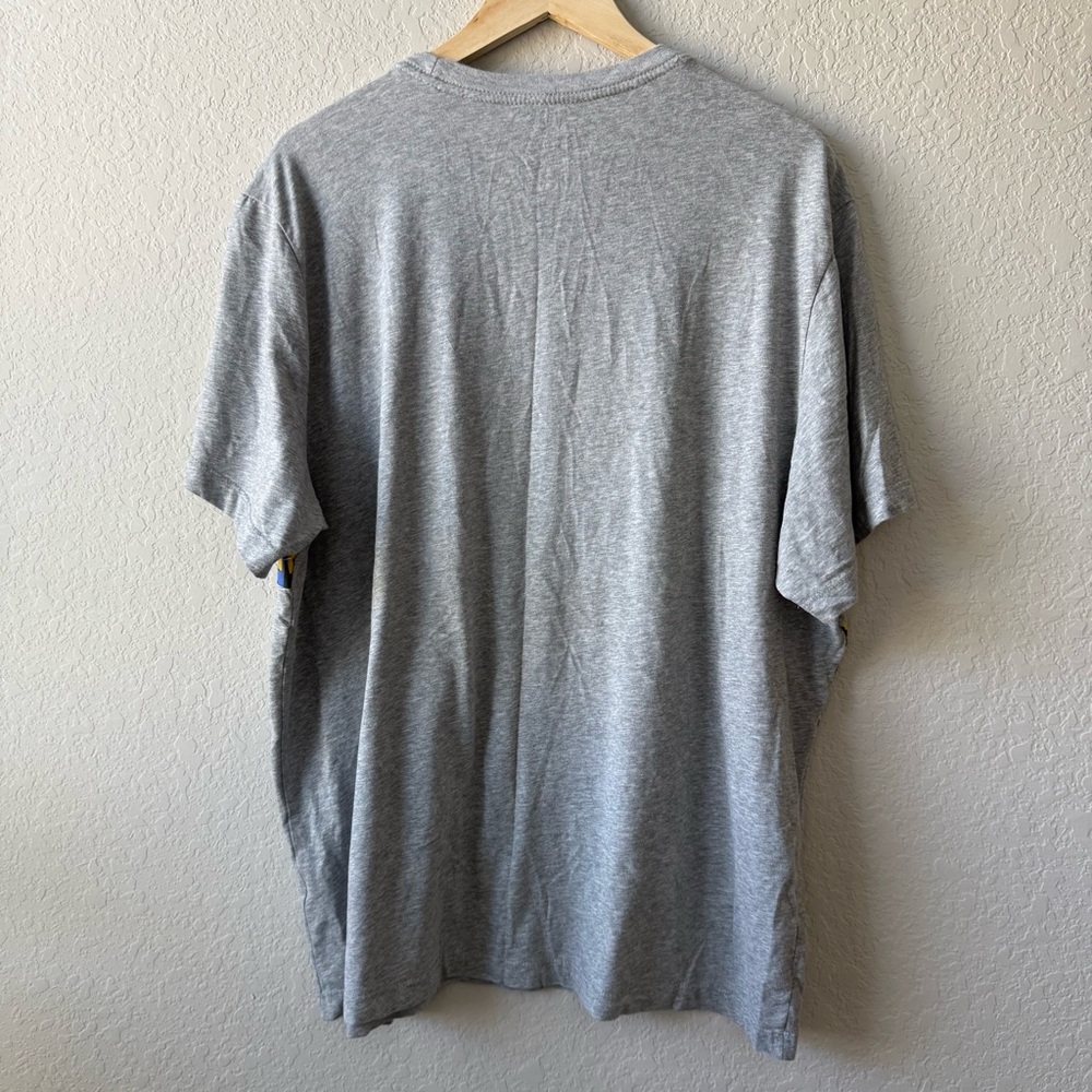 Nike Gray T-Shirt with Colorful Abstract Design - Picture 2 of 5